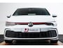 Volkswagen Golf 2.0 TSI GTI Head up - Harman Kardon - Sportstoelen - Adaptieve onderstelregeling - Achteruitrijcamera - Parkeersensoren voor/achter - Winterpakket - Koplampverlichting LED - Getinte Ruiten -