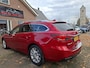 Mazda 6 Sportbreak 2.0 HP TS+ automaat. Boekjes aanwezig. Navi, cruise, parkeersensoren, stoelverwarming, etc. Prijs incl garantie