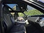 Land Rover Range Rover Sport P575 SVR Carbon Edition, SV BESPOKE SATIN, VOLLEDIG PPF, PANORAMADAK, SCHAALSTOELEN, MERIDIAN, 360-CAMERA, CRUISE, HUD, KEYLESS, DODEHOEK, STOELVERWARMING/VENTILATIE, STUURVERWARMING, LICHTMETAAL 22"