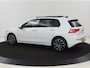 Volkswagen Golf 1.0 eTSI Life Business | Panoramadak | Matrix LED | Camera | Stoelverwarming | Massage | Carplay | Adaptive cruise | Park Assist | Sfeerverlichting | Navigatie | Side Assist | Stuurverwarming