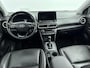 Hyundai Kona 1.6 GDI HEV Premium | Leer | Stoel + stuurverwarming | Trekhaak | Stoelventilatie | 18" Lm-wielen |