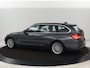 BMW 3-Serie 318i Luxury Edition | Leder | Stoelverwarming | Full LED | Navigatie | Parkeerhulp | Climate control | Bluetooth | Cruise control