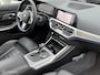 BMW 3-Serie 320i High Executive M-Sport Edition Glasdak Led HiFi