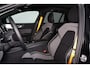 Volvo V60 T8 Recharge AWD Polestar Engineered - Panorama/schuifdak - IntelliSafe Assist & Surround - 360º Camera - Bowers & Wilkins audio - Adaptieve LED koplampen - Verwarmde voorstoelen, stuur & achterbank - Parkeersensoren voor & achter - Elektr. bedienb. voorstoelen met geheugen - Head up display - Extra getint glas - Elektr. inklapbare trekhaak - 20' LMV