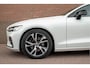 Volvo S60 B4 R-Design, Harman/Kardon, Stoel & Stuurverwarming, Trekhaak, Camera, Memory, Carplay, Adaptive Cruise.