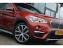 BMW X1 SDRIVE20I HIGH EXECUTIVE | PANO | LED | HUD | LEDER | CAMERA | NAVI | STOELVERW.
