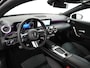 Mercedes-Benz A-klasse 200 AMG Line FACELIFT | 163PK | Night-pakket | Panoramadak | Ambienteverlichting | Dodehoek | Mountaingrau | Rijklaar + 12 mnd BOVAG garantie