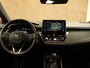 Toyota Corolla 1.8 Hybrid Active Plus APPLE CARPLAY/ANDROID AUTO - ADAPTIEVE CRUISE CONTROL - PARKEERSENSOREN VOOR - ACHTERUITRIJ CAMERA - NAVIGATIE - CLIMATE CONTROL - DRAADLOZE TELEFOONLADER