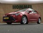 Toyota Corolla 1.8 Hybrid Active Plus APPLE CARPLAY/ANDROID AUTO - ADAPTIEVE CRUISE CONTROL - PARKEERSENSOREN VOOR - ACHTERUITRIJ CAMERA - NAVIGATIE - CLIMATE CONTROL - DRAADLOZE TELEFOONLADER