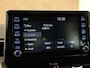Toyota Corolla 1.8 Hybrid Active Plus APPLE CARPLAY/ANDROID AUTO - ADAPTIEVE CRUISE CONTROL - PARKEERSENSOREN VOOR - ACHTERUITRIJ CAMERA - NAVIGATIE - CLIMATE CONTROL - DRAADLOZE TELEFOONLADER