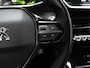 Peugeot 2008 SUV Allure 130pk | Achteruitrijcamera | Navigatie | 17" Lichtmetalen Velgen