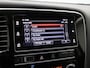 Mitsubishi Outlander 2.4 PHEV Pure | Trekhaak | Airco | Achteruitrij camera | Half leder |
