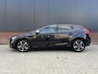 Volvo V40 1.6 T4 R-Design | Panoramadak | Merkdealer onderh.