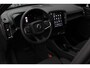 Volvo EX40 Single Motor Extended Range Plus 82 kWh | Verwarmbare voorstoelen+stuurwiel | Adaptieve cruise control | Premium audio by Harman Kardon | Warmtepomp | Achteruitrijcamera | 19 inch Lichtmetalen velgen