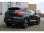 Volvo EX40 Single Motor Extended Range Plus 82 kWh | Verwarmbare voorstoelen+stuurwiel | Adaptieve cruise control | Premium audio by Harman Kardon | Warmtepomp | Achteruitrijcamera | 19 inch Lichtmetalen velgen