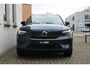 Volvo EX40 Single Motor Extended Range Plus 82 kWh | Verwarmbare voorstoelen+stuurwiel | Adaptieve cruise control | Premium audio by Harman Kardon | Warmtepomp | Achteruitrijcamera | 19 inch Lichtmetalen velgen