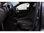 Volvo EX40 Single Motor Extended Range Plus 82 kWh | Verwarmbare voorstoelen+stuurwiel | Adaptieve cruise control | Premium audio by Harman Kardon | Warmtepomp | Achteruitrijcamera | 19 inch Lichtmetalen velgen