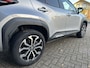 Toyota Yaris Cross 1.5 Hybrid 130pk Dynamic Comfort dodehoekdetectie / stoelverwarming / stuurwielverwarming / parkeersensoren voor + achter / Navigatie / Apple Carplay / Android Auto / parkeercamera / 10 jaar garantie / rijklaarprijs