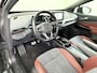 Volkswagen ID.4 Max 77kWh S.O.H. 92% Warmtepomp Trekhaak Camera Adap.Cruise + stop&go Apple Carplay Android Auto Navi Ecc Pdc Lmv 20" Led Privacy Glas DAB File assistent Matrix Led Keyless Origineel Nederlandse Auto