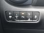 Hyundai Kona Electric EV Premium 64 kWh / Navigatie / Adaptieve Cruise Control / Stoelverwarming en stoelverkoeling / Boekjes / Climate Control /