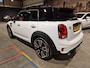 MINI Countryman Mini 2.0 Cooper S E ALL4 Chili - JCW Pakket - Panoramadak - HuD - Leder - Adapt Cruise - Plug-in Hybride