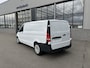 Mercedes-Benz Vito 116 CDI L3 Pro 2500KG Trekhaak / MBUX / Camera / Navigatie / Cruise control / Airco / Achterdeuren