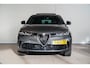 Alfa Romeo Tonale 1.3T PHEV 280PK Edizione Speciale | Schuif-kanteldak | Elektrische Achterklep | Stoel & Stuurverwarming | Camera | Climate Controle | Navigatie | Parkeersensoren | Apple Carplay & Android Auto |