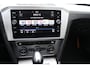 Volkswagen Passat 1.5 TSI Comfortline Business AUTOMAAT - NAVIGATIE - TREKHAAK
