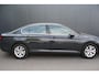 Volkswagen Passat 1.5 TSI Comfortline Business AUTOMAAT - NAVIGATIE - TREKHAAK