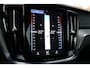 Volvo V60 2.0 T8 Ultra Dark Plug-in Hybrid AWD R-Line 455Pk Aut Full Options Panoramadak 1e eigenaar Trekhaak Camera Nieuw Staat