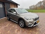 BMW X1 XDrive20i High Executive. LEER, PANORAMADAK, HUD, TREKHAAK