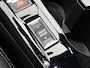 Peugeot 2008 1.2 GT-Line 130pk | 1ste Eigenaar | Trekhaak | Climate Control | Cruise Control | Achteruitrijcamera | Parkeersensoren Voor + Achter | LED | 17' Lichtmetalen Velgen | Voorruit Verwarming | Sfeerverlichting |