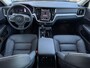 Volvo V60 2.0 T6 Plug-in hybrid AWD Essential | Sport Pack | Driver Assist | Climate | Donker Glas | 19" | Park Assist Voor en Achter |