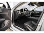 Volvo V60 2.0 T6 Plug-in hybrid AWD Essential | Sport Pack | Driver Assist | Climate | Donker Glas | 19" | Park Assist Voor en Achter |
