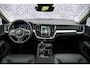 Volvo V60 2.0 T6 Plug-in hybrid AWD Essential | Sport Pack | Driver Assist | Climate | Donker Glas | 19" | Park Assist Voor en Achter |