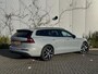Volvo V60 2.0 T6 Plug-in hybrid AWD Essential | Sport Pack | Driver Assist | Climate | Donker Glas | 19" | Park Assist Voor en Achter |