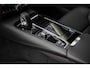 Volvo V60 2.0 T6 Plug-in hybrid AWD Essential | Sport Pack | Driver Assist | Climate | Donker Glas | 19" | Park Assist Voor en Achter |