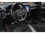 Volvo XC40 Recharge P8 AWD R-Design | Pilot-assist | Camera | Stoel + Stuur verwarmd | Harman Kardon |BLIS | Parkeersensoren |