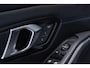 BMW 3-Serie 330e xDrive M 19' Pano ACC CarPlay Leder Camera