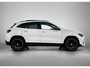 Mercedes-Benz GLA 250 e AMG Plug-In Hybride AMG Line | Night Pakket | Trekhaak | Panorama Schuif Kanteldak | 20 Inch AMG Velgen | Dodehoek Assist | Stuur en Stoelverwarming. Inclusief 24 maanden MB Certified garantie voor Europa.
