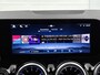 Mercedes-Benz GLA 250 e AMG Plug-In Hybride AMG Line | Night Pakket | Trekhaak | Panorama Schuif Kanteldak | 20 Inch AMG Velgen | Dodehoek Assist | Stuur en Stoelverwarming. Inclusief 24 maanden MB Certified garantie voor Europa.