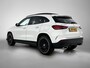 Mercedes-Benz GLA 250 e AMG Plug-In Hybride AMG Line | Night Pakket | Trekhaak | Panorama Schuif Kanteldak | 20 Inch AMG Velgen | Dodehoek Assist | Stuur en Stoelverwarming. MB-paasweekend