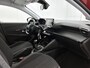 Peugeot 208 1.2 Active Pack 75pk | Trekhaak | Navigatie via Apple Carplay/Android Auto | Airco | Cruise Control | Parkeersensoren Achter | DAB Ontvanger | 16" Lichtmetalen Velgen |