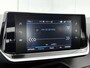 Peugeot 208 1.2 Active Pack 75pk | Trekhaak | Navigatie via Apple Carplay/Android Auto | Airco | Cruise Control | Parkeersensoren Achter | DAB Ontvanger | 16" Lichtmetalen Velgen |