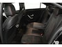 Mercedes-Benz A-klasse 200 Business Solution AMG (PANORAMADAK, STOELVERWARMING, ACHTERUITRIJCAMERA, SFEERVERLICHTING)