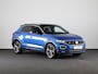 Volkswagen T-Roc 1.5 TSI Sport Business R-line 150 pk Automaat (DSG) | Navigatie | Achteruitrijcamera | Parkeersensoren | Adaptieve cruise control | Stoelverwarming |