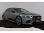 Mercedes-Benz A-klasse 220 4MATIC Premium Plus (PANORAMADAK, SFEERVERLICHTING, STOELVERWARMING, BURMESTER, ACHTERUITRIJCAMERA)