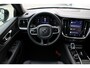 Volvo V60 2.0 T6 Plug-in hybrid AWD Plus Dark | Trekhaak | Open Grid Textiel | Visual Park Assist | Premium Audio by Harman Kardon | Preconditioning | Keyless | Google Maps | Google Assistant | Verwarmbare voorruit | 18" | Elektrische achterklep | Elektrisch verstelbare voorstoelen | Stoelverwarming voor en achter | Adaptieve Cruise Control | Pilot Assist | Blis