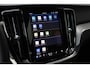 Volvo V60 2.0 T6 Plug-in hybrid AWD Plus Dark | Trekhaak | Open Grid Textiel | Visual Park Assist | Premium Audio by Harman Kardon | Preconditioning | Keyless | Google Maps | Google Assistant | Verwarmbare voorruit | 18" | Elektrische achterklep | Elektrisch verstelbare voorstoelen | Stoelverwarming voor en achter | Adaptieve Cruise Control | Pilot Assist | Blis