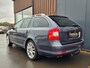 Skoda Octavia Combi 1.8 TSI Elegance Business Line Automaat | DSG | Xenon | Clima | Trekhaak | Navi